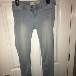 Hollister light wash skinny jegging